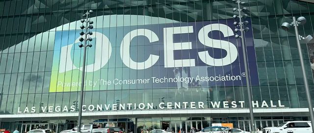 暴走2万步逛CES2026：9大方向最火，中企霸场，机器人全明星乱斗