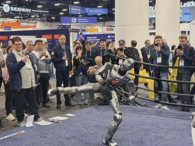 暴走2万步逛CES2026：9大方向最火，中企霸场，机器人全明星乱斗
