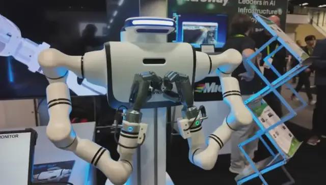 暴走2万步逛CES2026：9大方向最火，中企霸场，机器人全明星乱斗