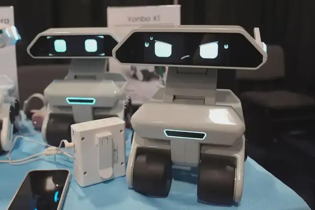 暴走2万步逛CES2026：9大方向最火，中企霸场，机器人全明星乱斗