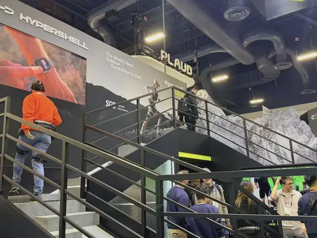 暴走2万步逛CES2026：9大方向最火，中企霸场，机器人全明星乱斗